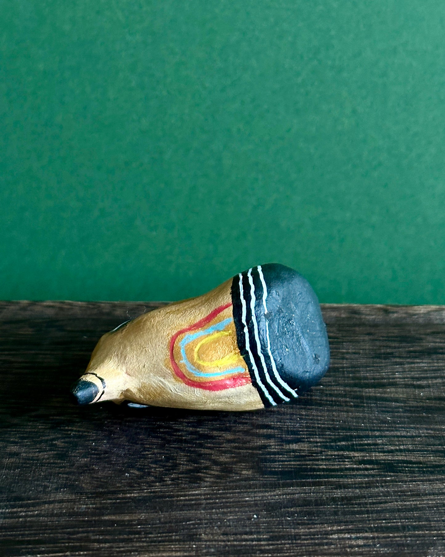 Restless singing Ally