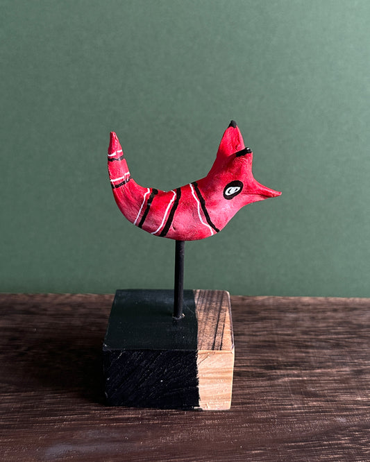 Fox-eared prawn wren