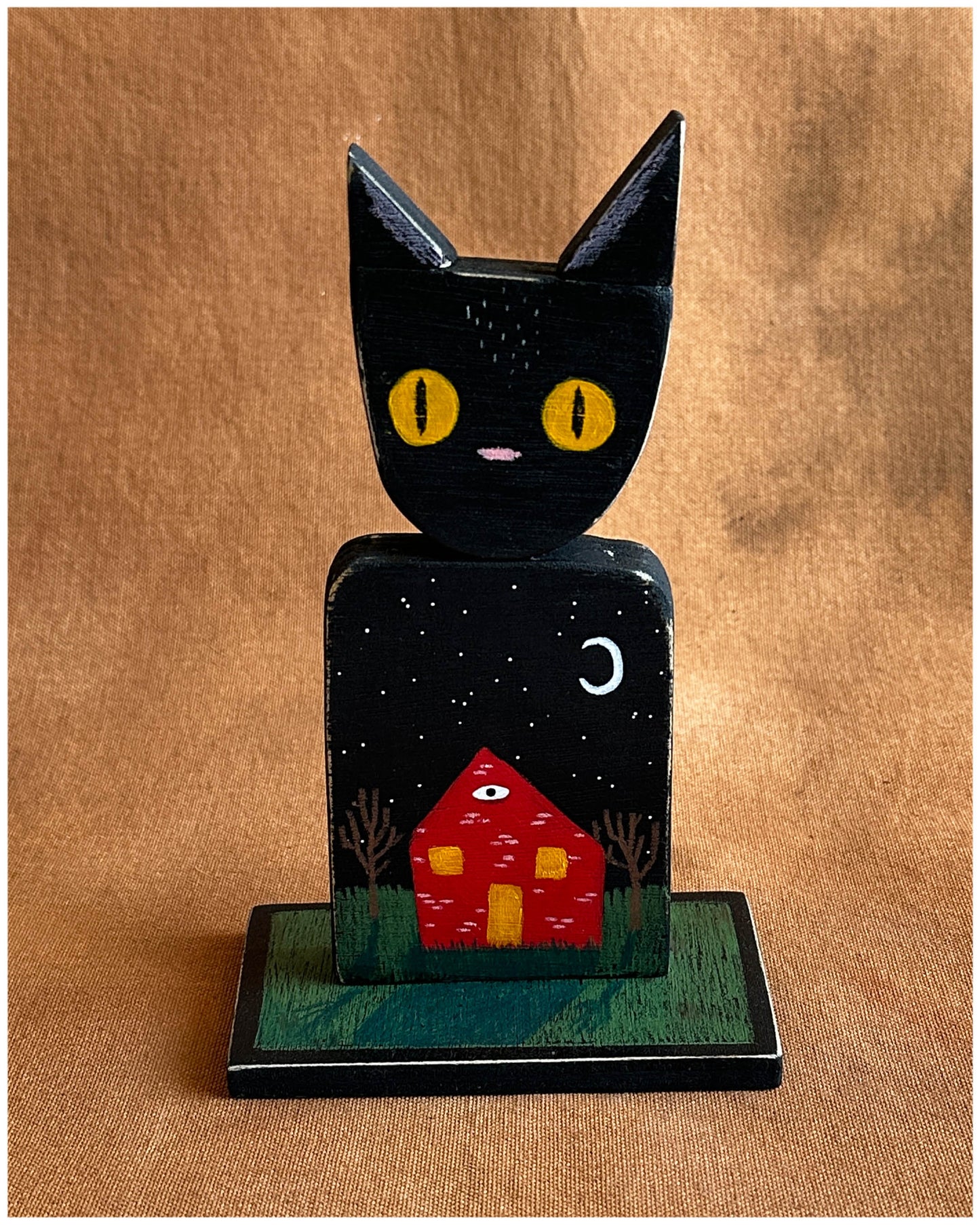 A game of cat and house.