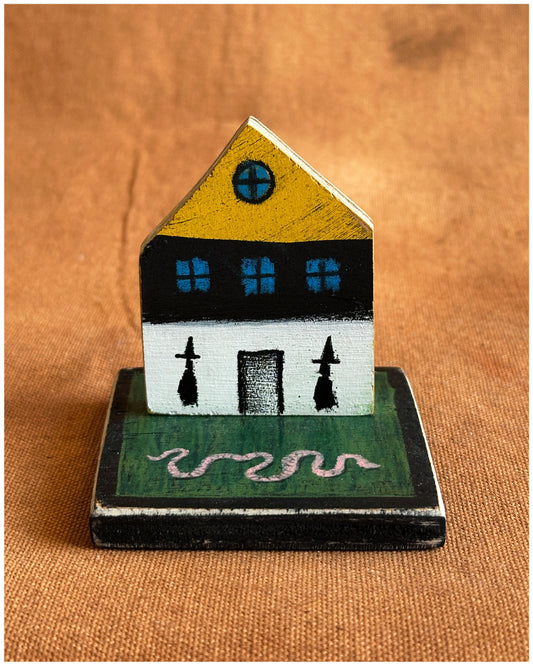 Tiny witch house